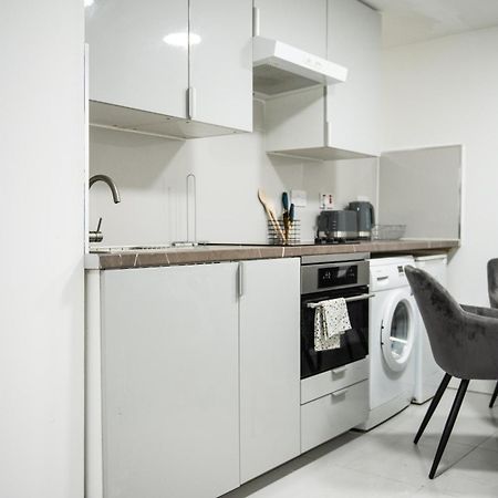 1B Apartment, 30 Mins To Oxford Street Лондон Экстерьер фото