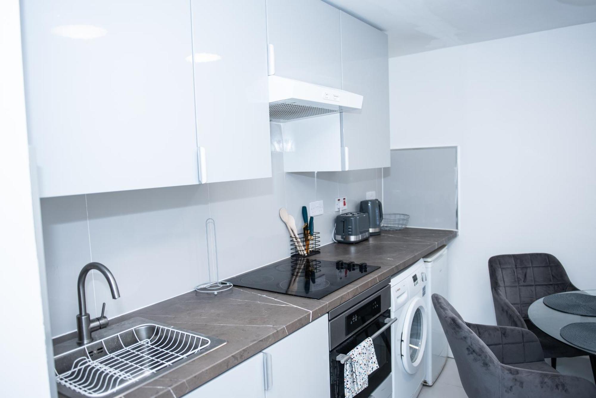 1B Apartment, 30 Mins To Oxford Street Лондон Экстерьер фото